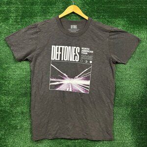 Deftones North American Tour Nu Metal Band T-Shirt Size Large